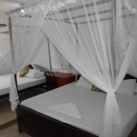 Wijenayake'S - Beach Haven Guest House - Galle Fort Dış mekan fotoğraf