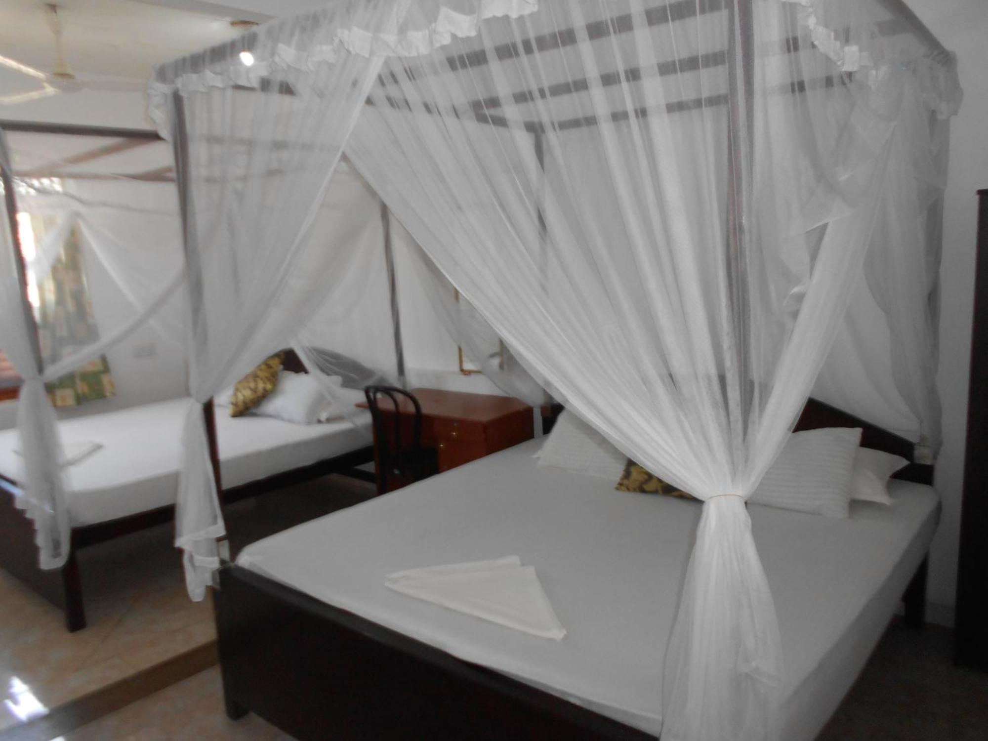 Wijenayake'S - Beach Haven Guest House - Galle Fort Dış mekan fotoğraf