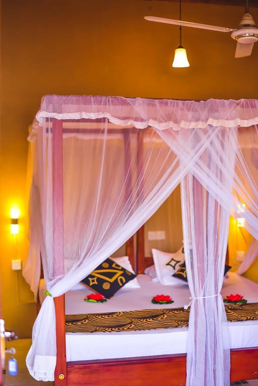 Wijenayake'S - Beach Haven Guest House - Galle Fort Dış mekan fotoğraf