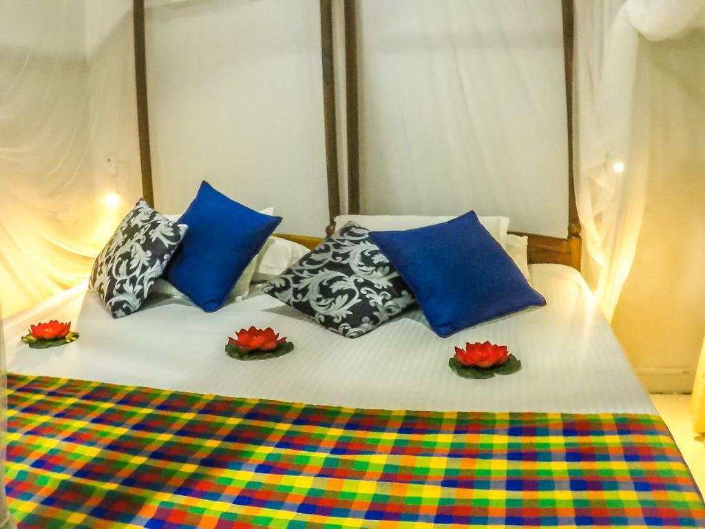 Wijenayake'S - Beach Haven Guest House - Galle Fort Dış mekan fotoğraf
