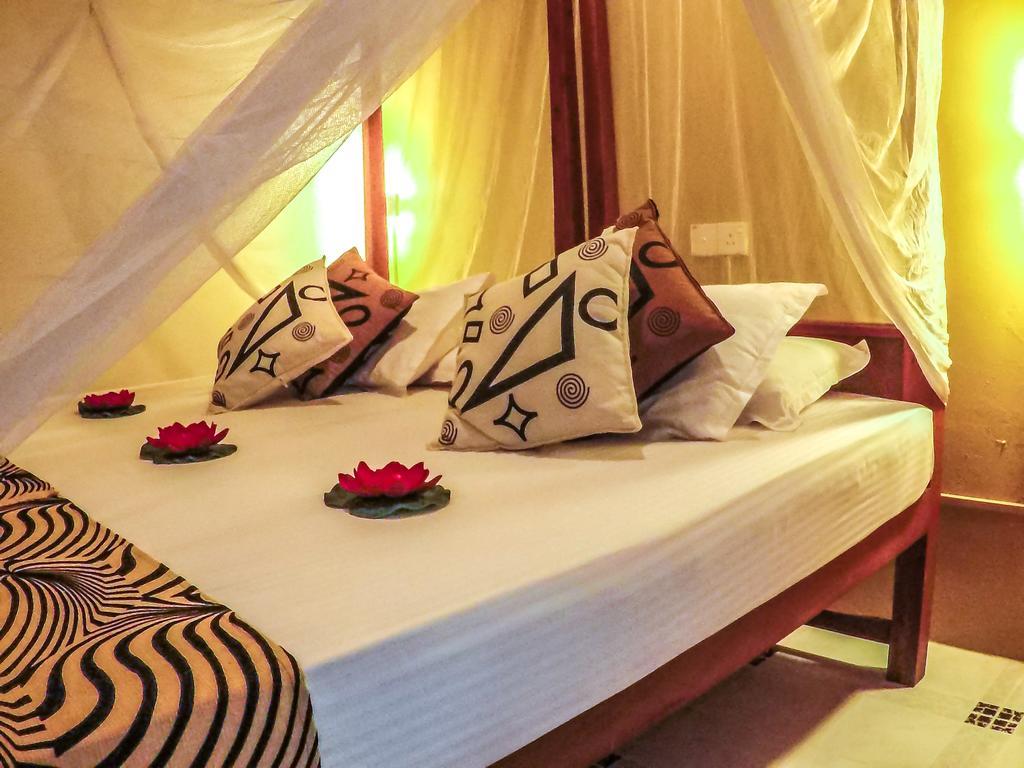 Wijenayake'S - Beach Haven Guest House - Galle Fort Dış mekan fotoğraf