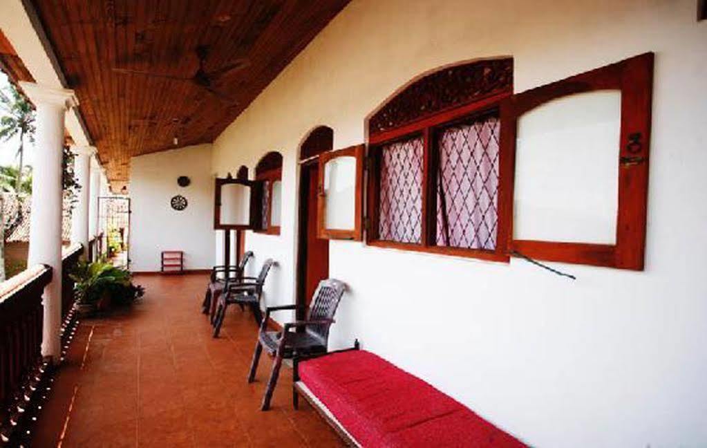 Wijenayake'S - Beach Haven Guest House - Galle Fort Dış mekan fotoğraf