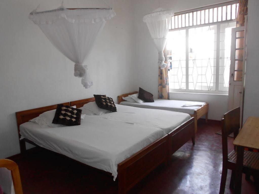 Wijenayake'S - Beach Haven Guest House - Galle Fort Dış mekan fotoğraf